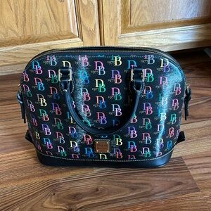 Dooney & Bourke Zip Zip DB75